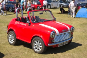 Shortened electric Mini (where are the batteries?)