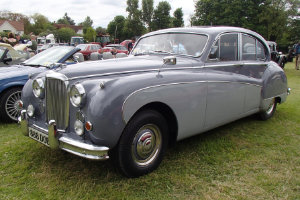 Jaguar MK IX