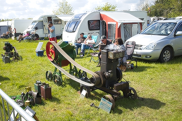 Stationary engine doing well something