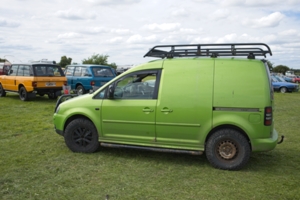 VW Caddy with oversized wheels